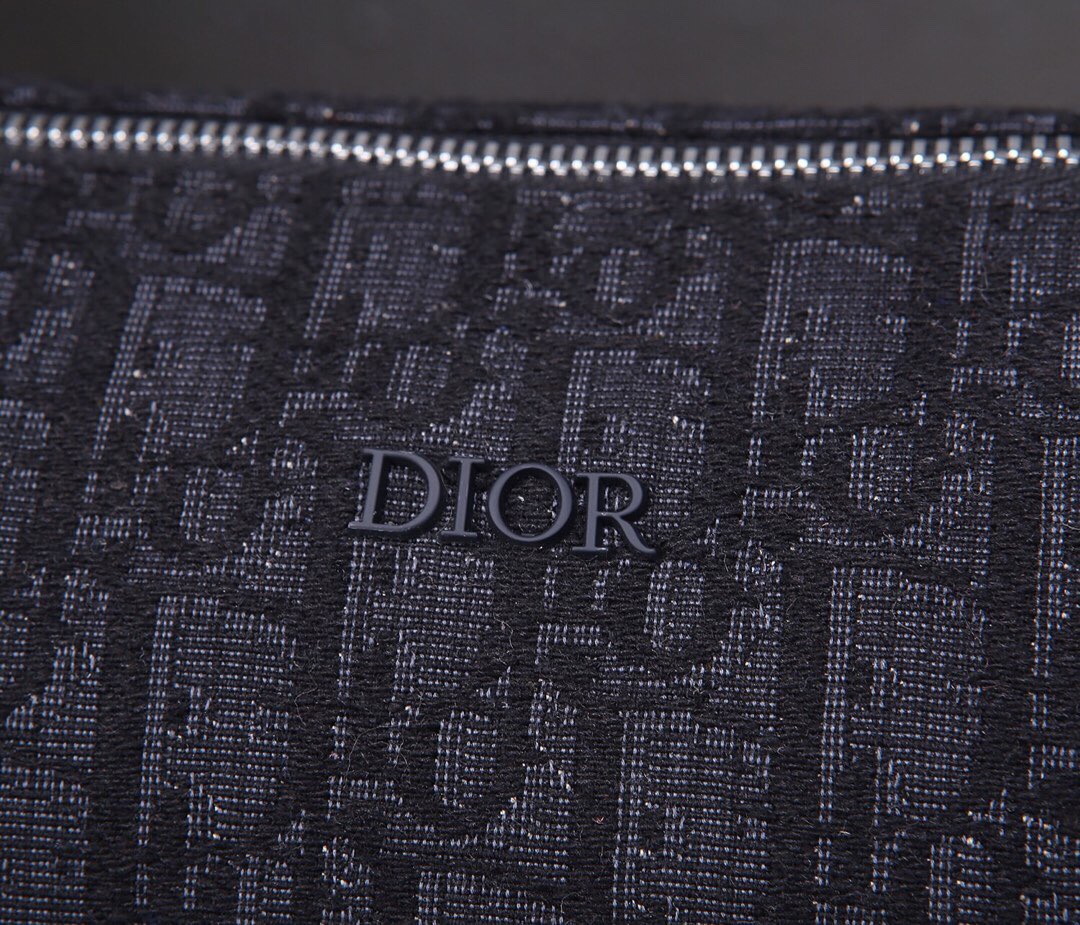 D10r Oblique Roller Bag