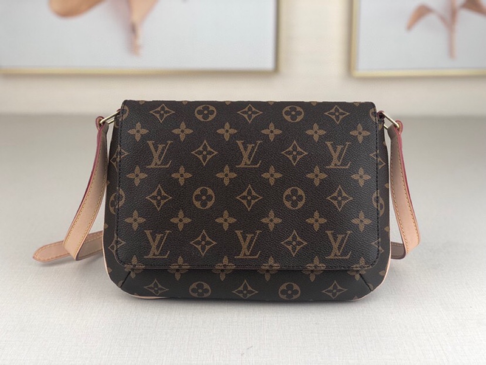 L0vis Vvtt0n Musette Tango Short Shoulder Bag