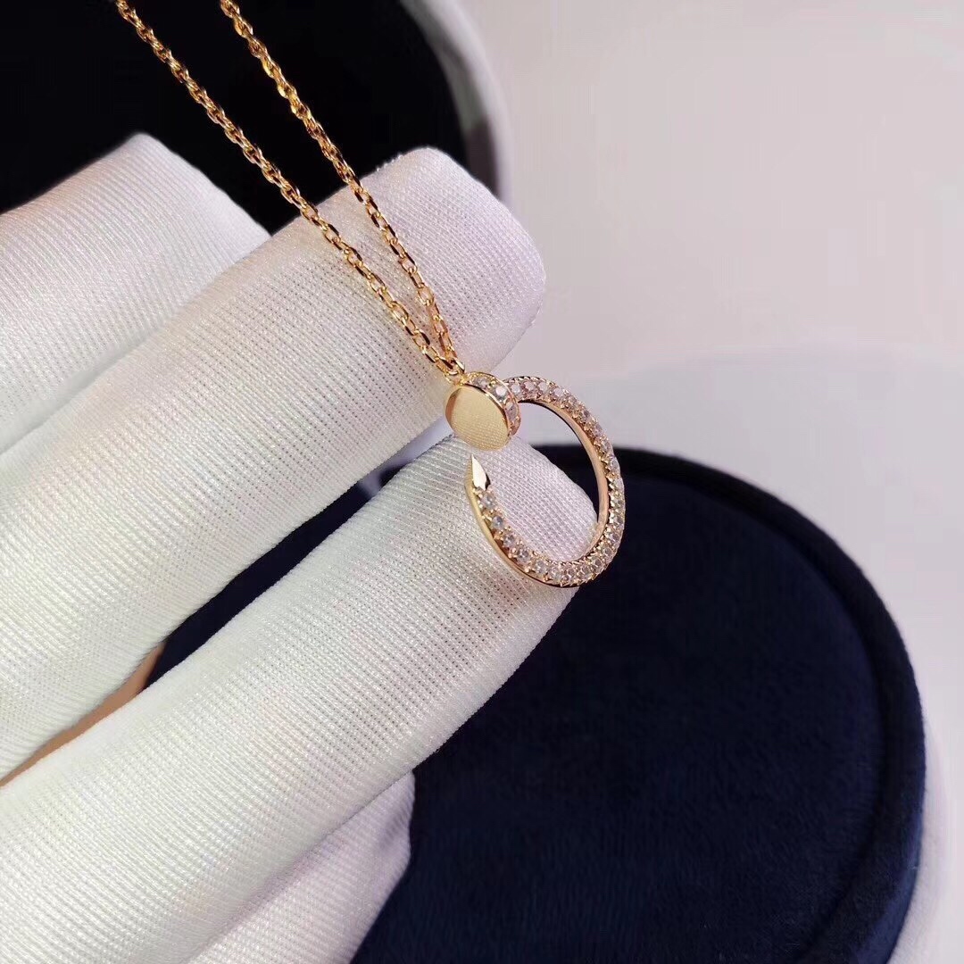 Ca*t1er Juste un Clou Necklace
