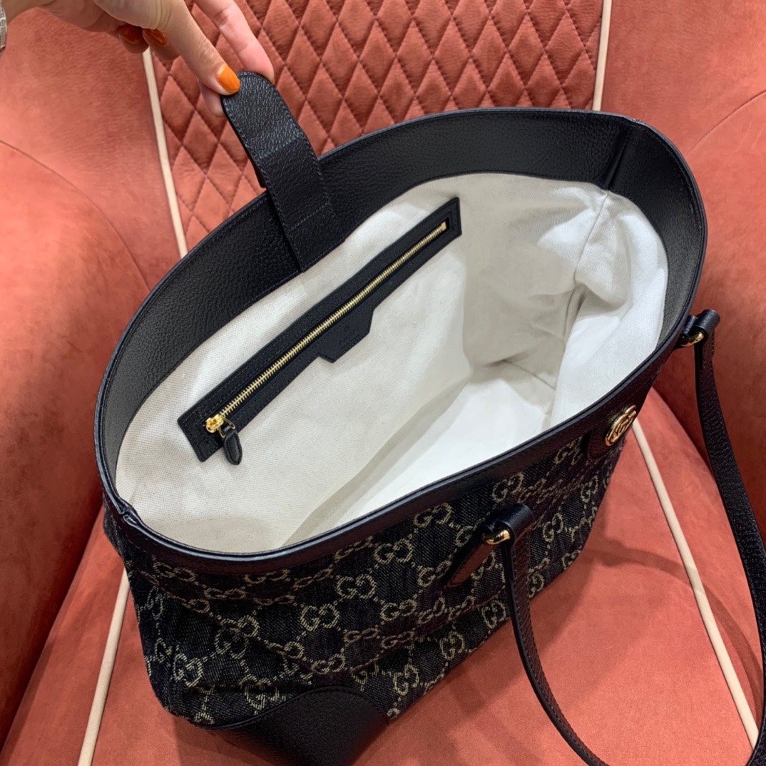 De*1m tote bag