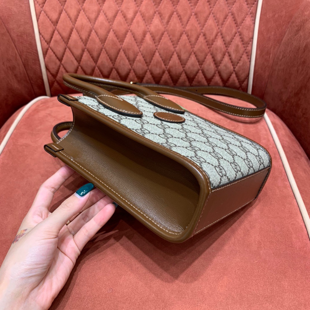 Gv*c1 mini Tote bag