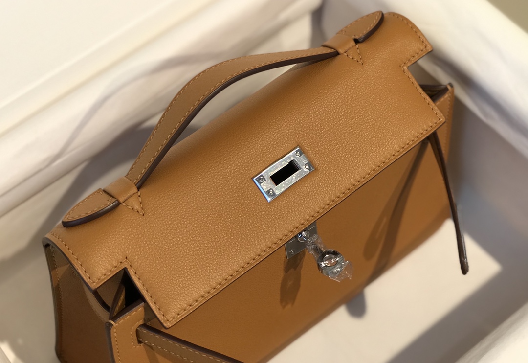 H**me5 Kelly Pochette