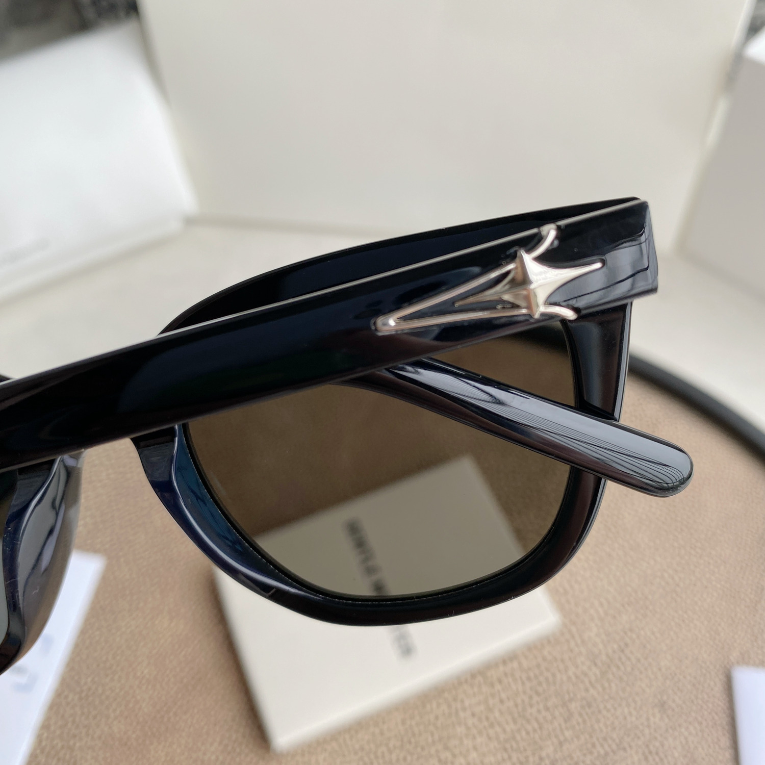 Gauss Sunglasses