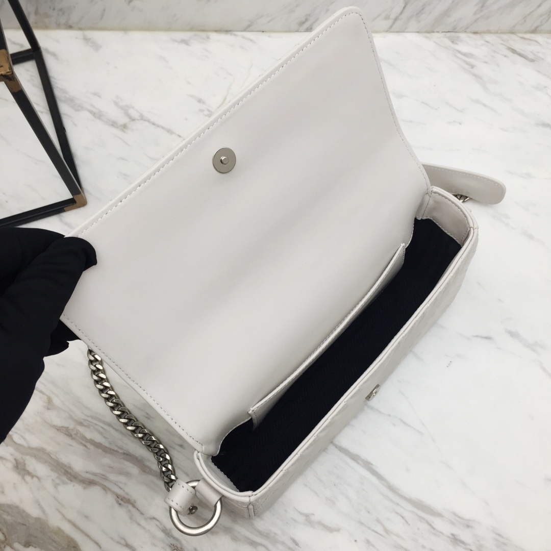 Pra*a Diagramme bag