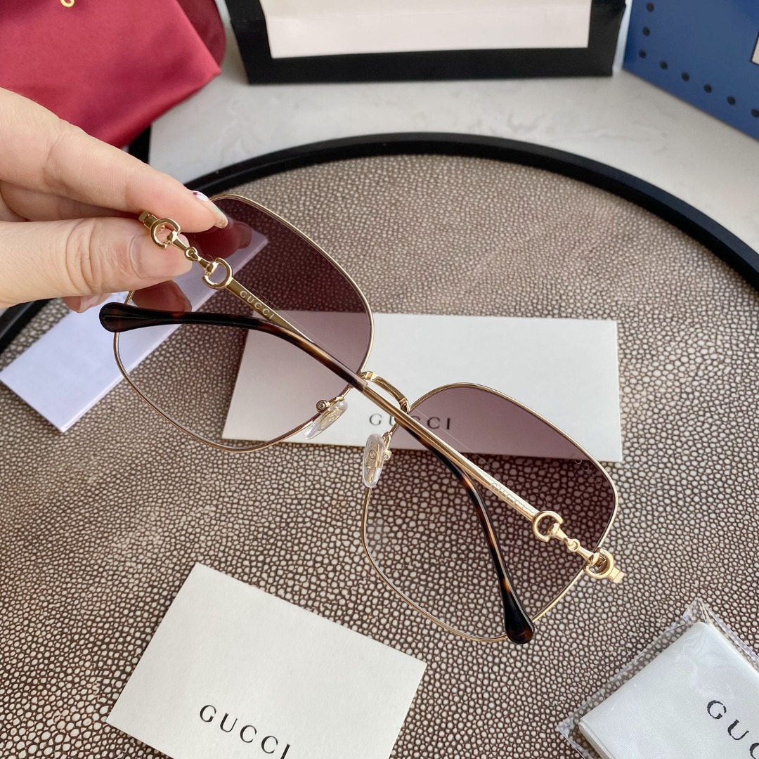 SQUARE-FRAME SUNGLASSES