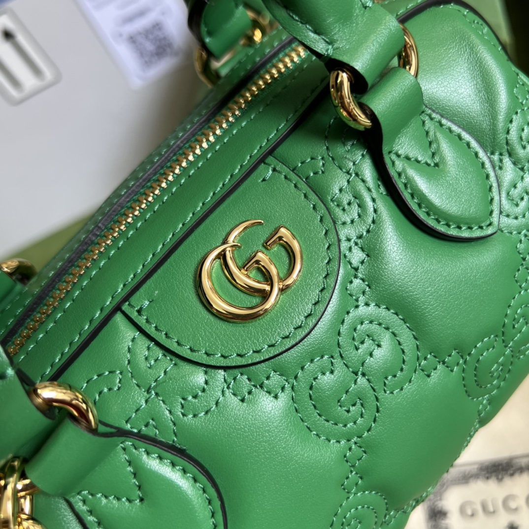 GG Matelassé leather mini bag