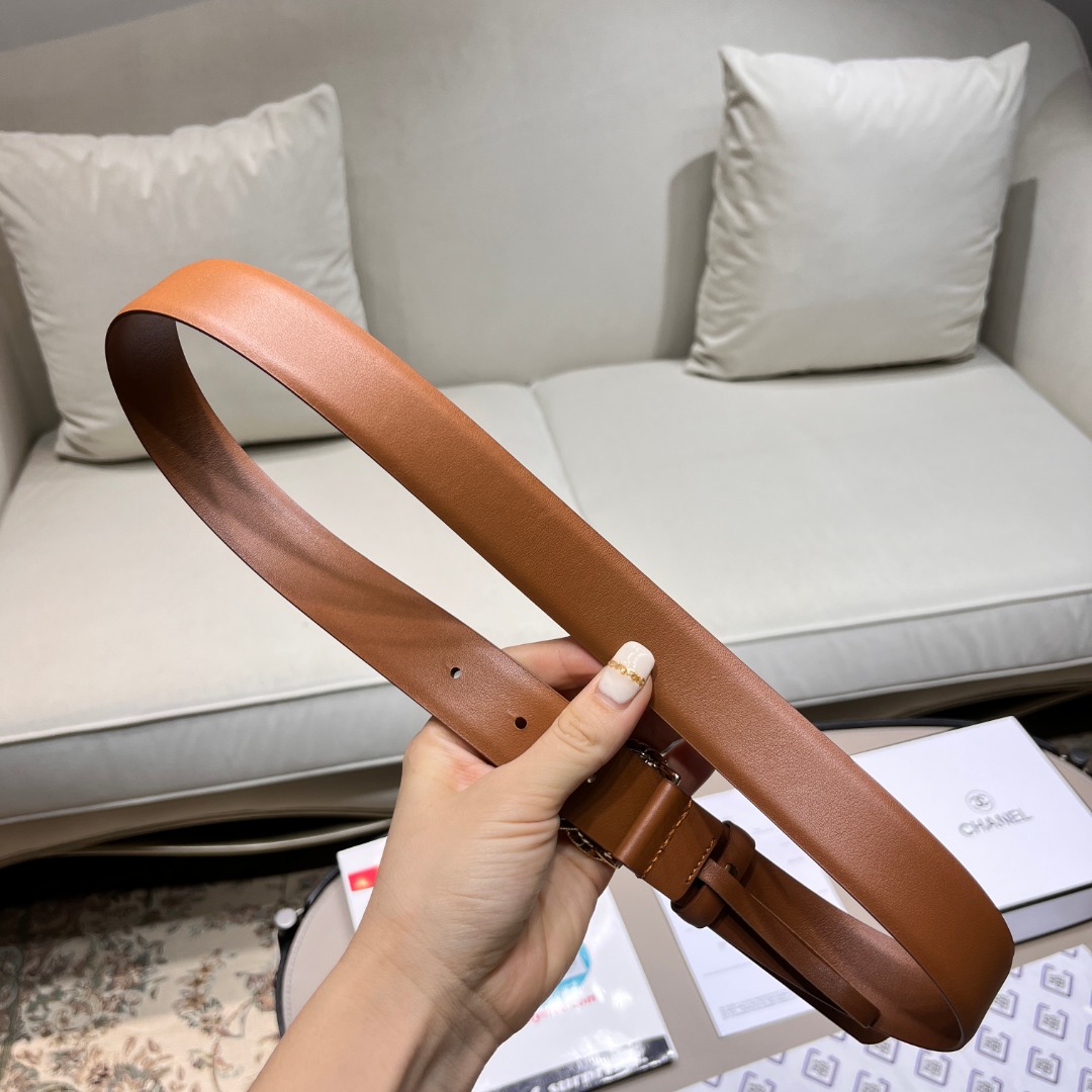 Ch**el leather belt