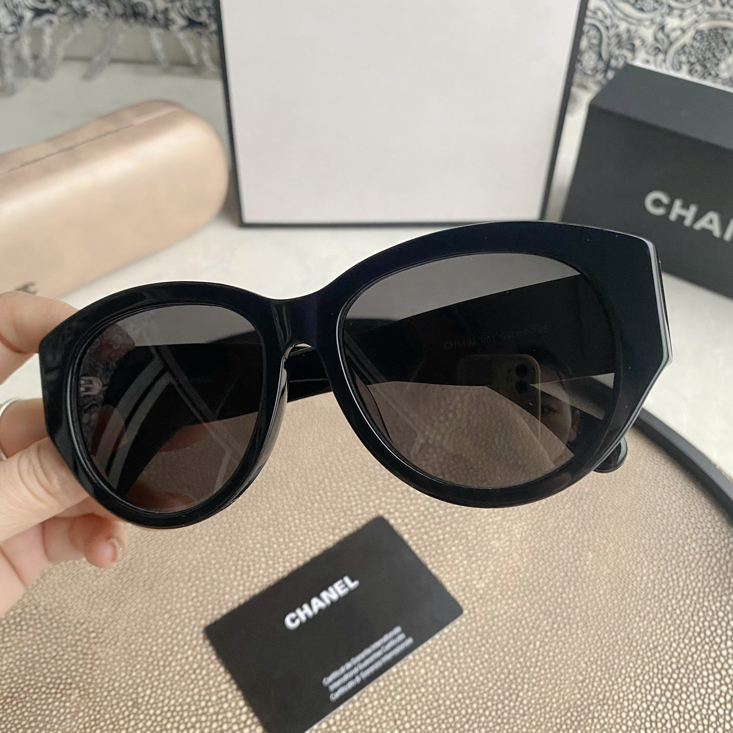 Vintage Ch**el sunglasses