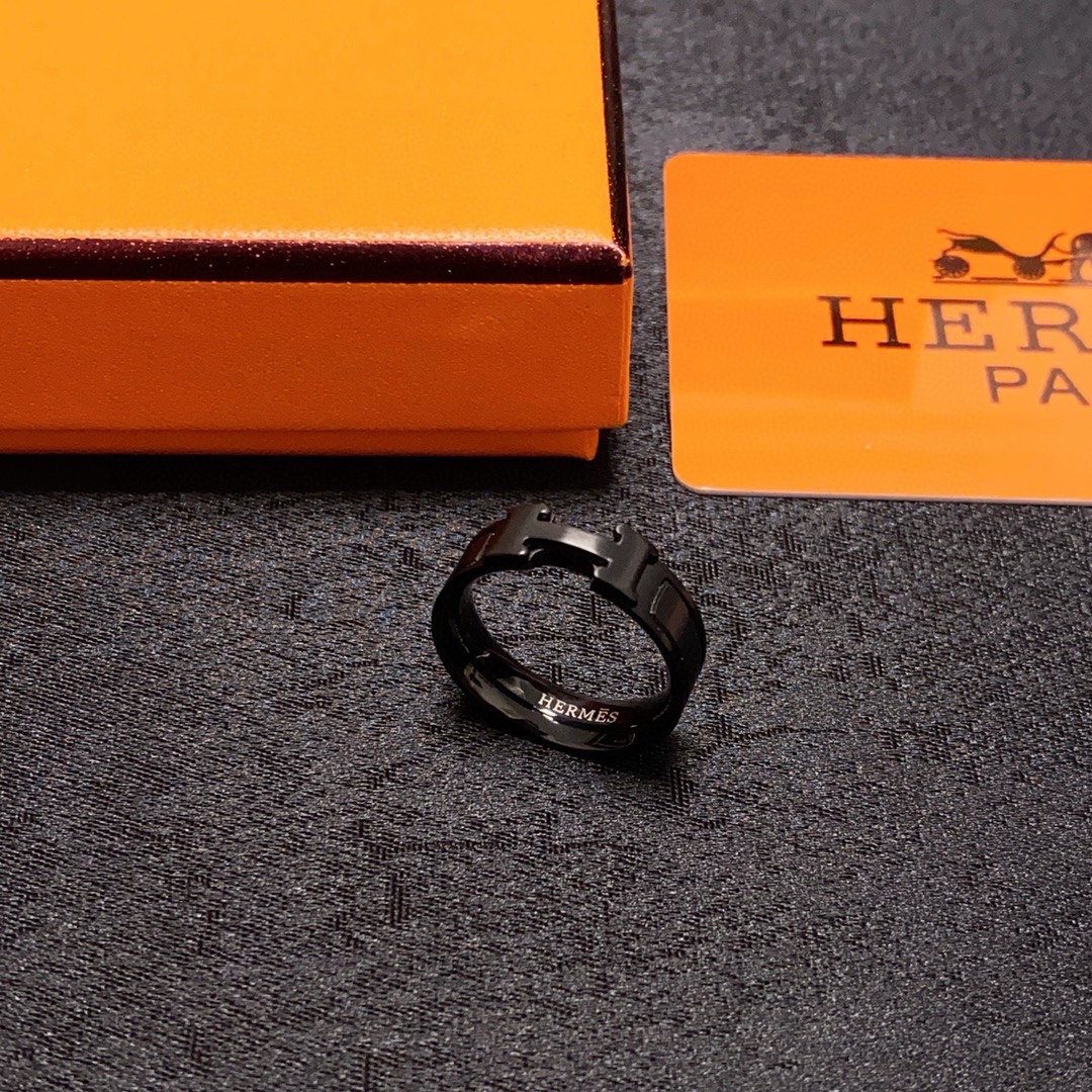 H**me5 H Ring Black Warrior
