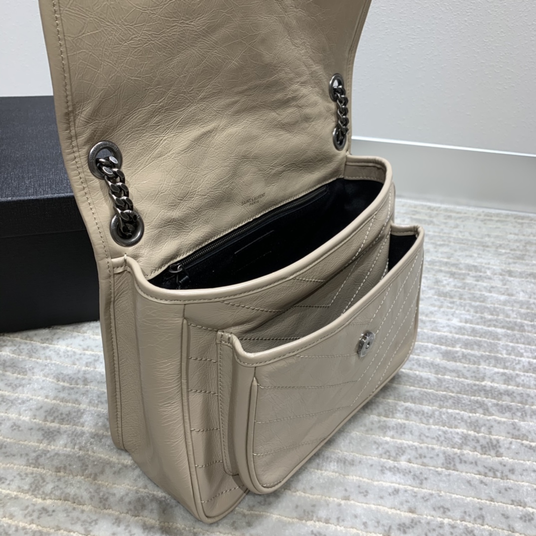 Y51 NIKI MEDIUM