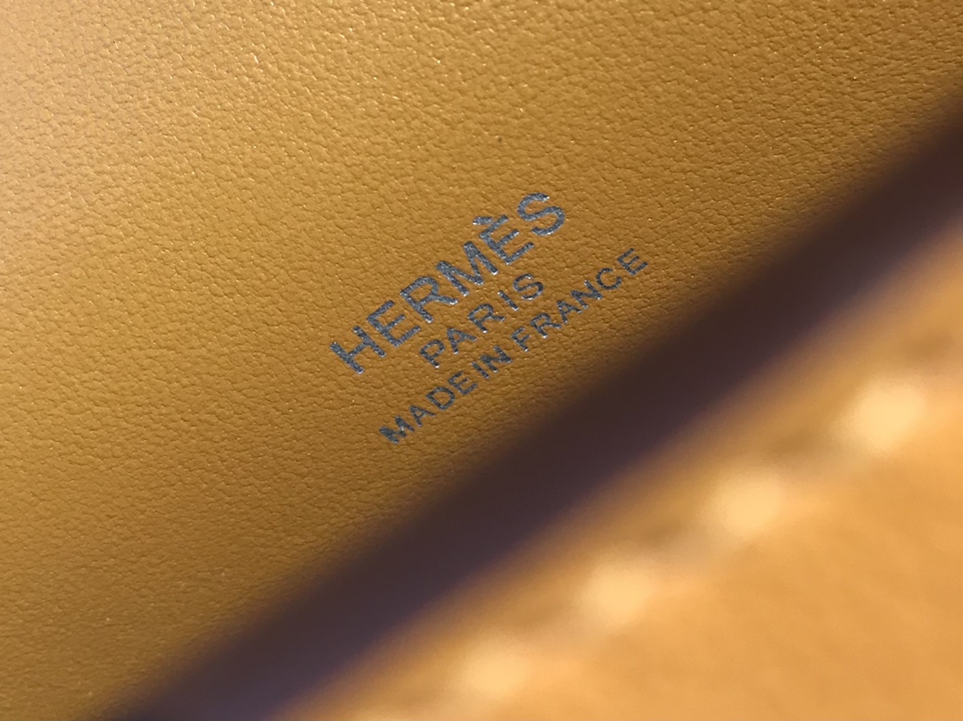 H**me5 Kelly Pochette