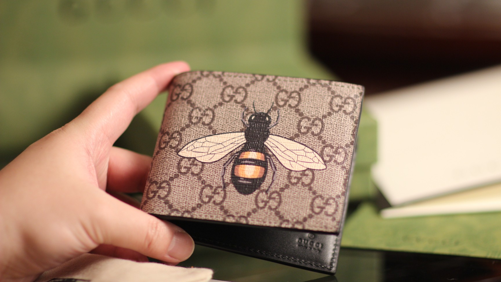 Bee print GG Svp*me wallet