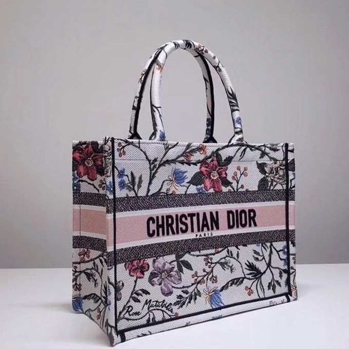 D10r Medium Book Tote Bag Fake in Multicolor Rosa Mutabilis Embroidery