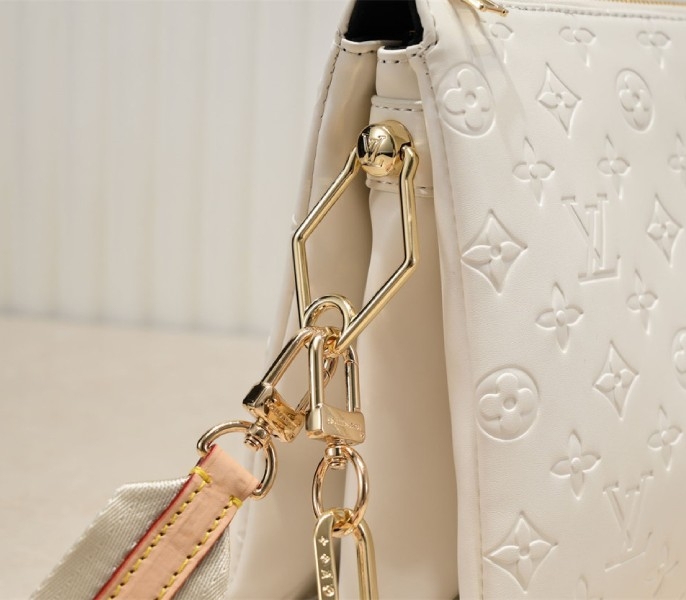 L0vis Vvtt0n Coussin PM Bag In Cream With Jacquard Strap