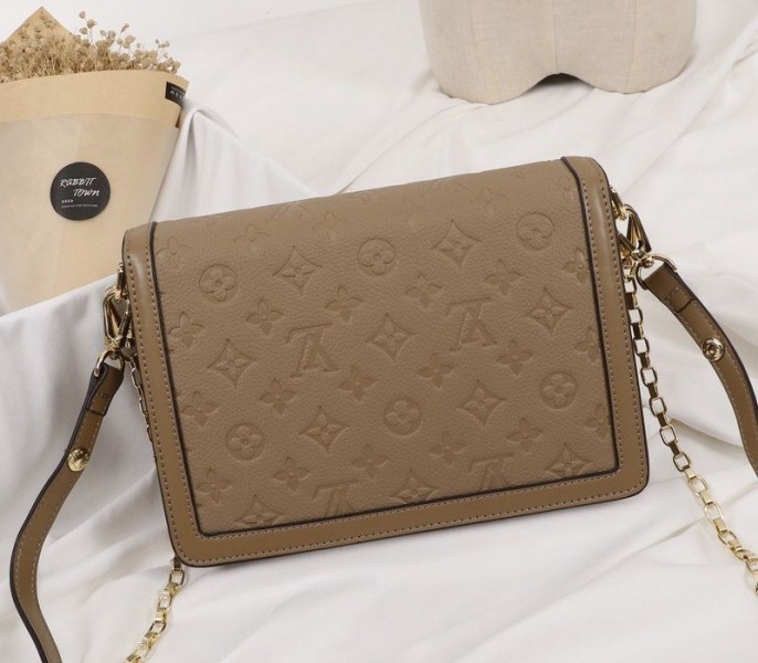 L0vis Vvtt0n Monogram Empreinte Dauphine Bag In Brown