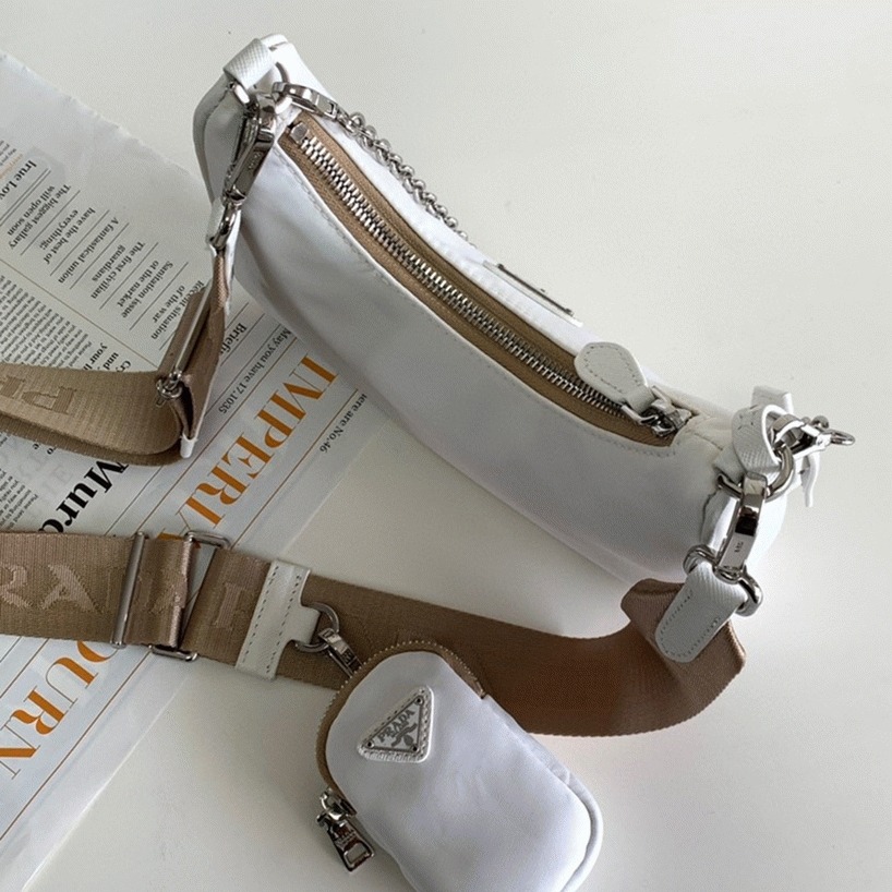 Pra*a Re-Edition Shoulder Bag Knockoff in White