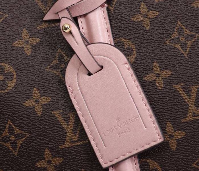 L0vis Vvtt0n Monogram Canvas Soufflot MM Bag In Peach