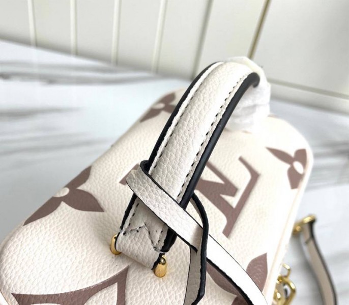L0vis Vvtt0n Bicolor Monogram Empreinte Vanity PM Bag In Cream And Bois De Rose Pink