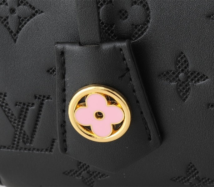 L0vis Vvtt0n Other Leathers Speedy Bandouliere 20 Handbag In Black
