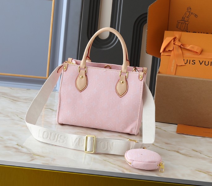 monogram De*1m onthego pm in washed pink
