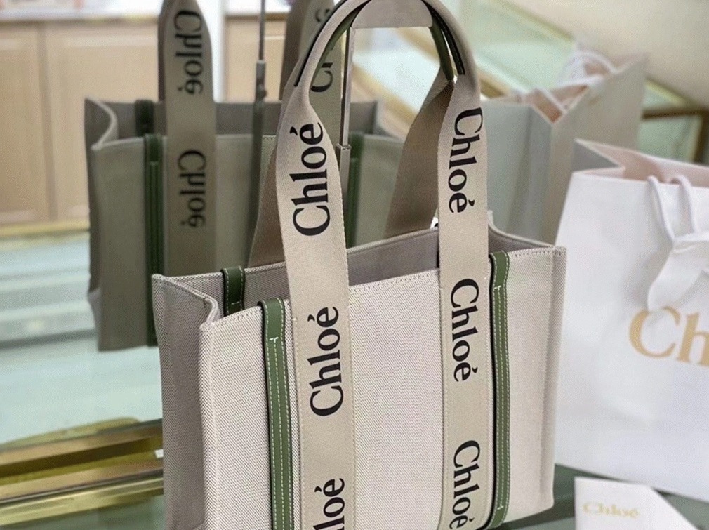 top quality fake Ch10e medium woody tote bag in canvas with green leather strips