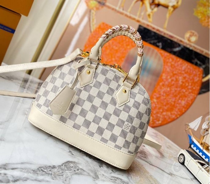 L0vis Vvtt0n Damier Azur Spring 2022 Alma BB Handbag