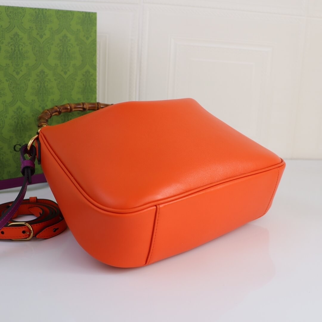 Gvc*1 Diana Medium Shoulder Bag