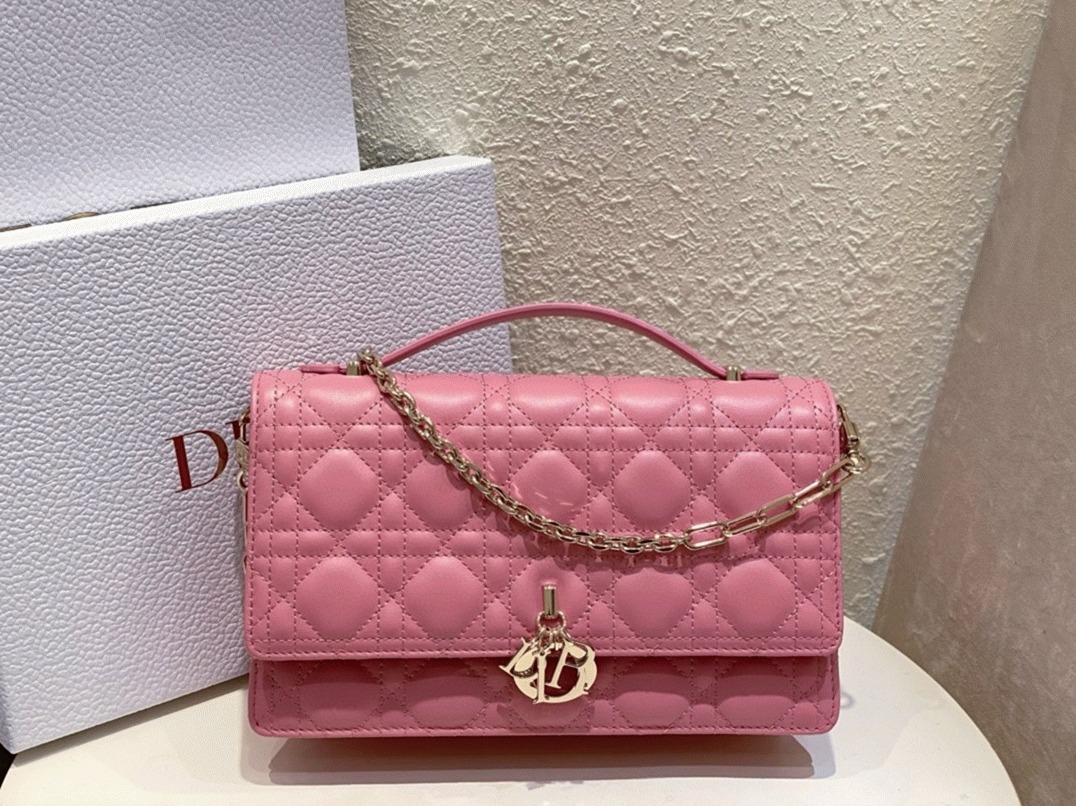 D10r Miss D10r Top Handle Bag Replica in Melocoton Pink Cannage Lambskin