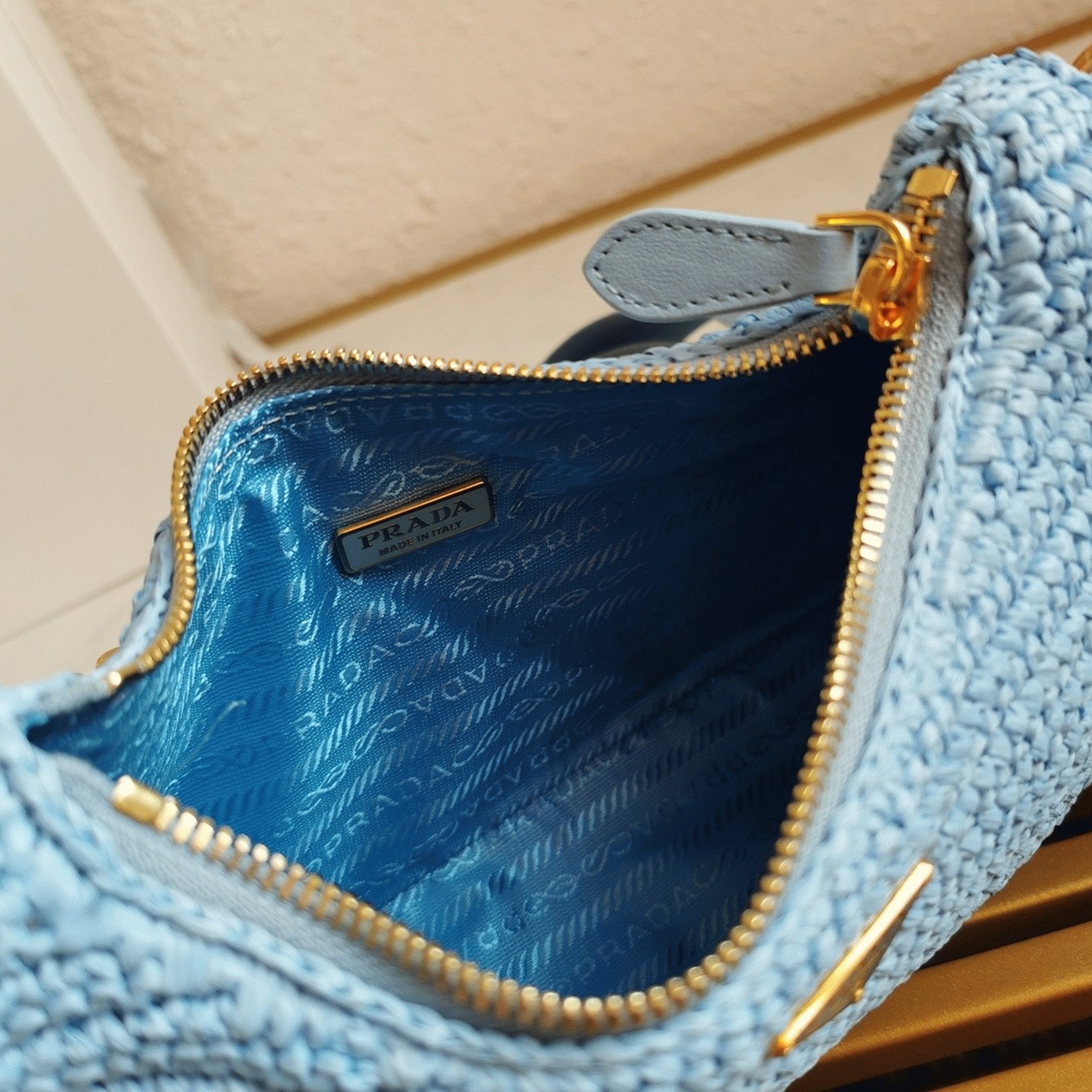 Pra*a Re-Edition Shoulder Bag Fake in Blue
