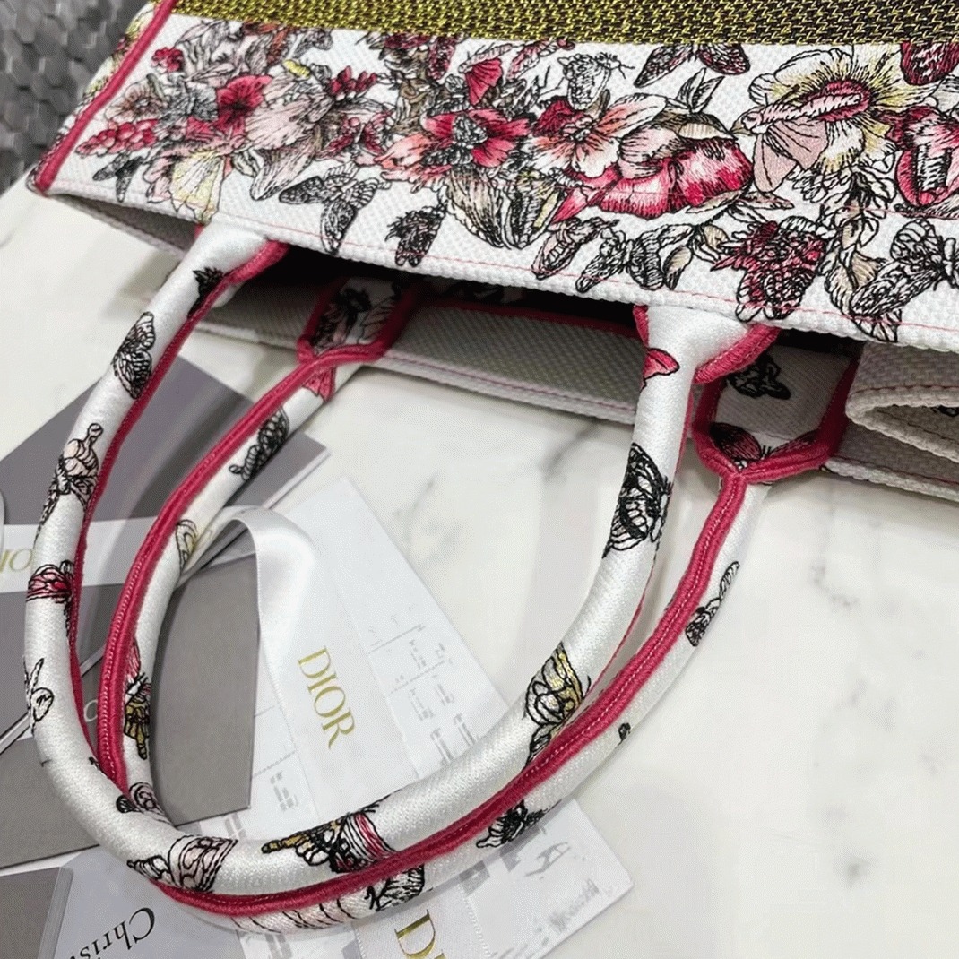 D10r Medium Book Tote Bag Fake in Multicolor Butterfly Embroidery