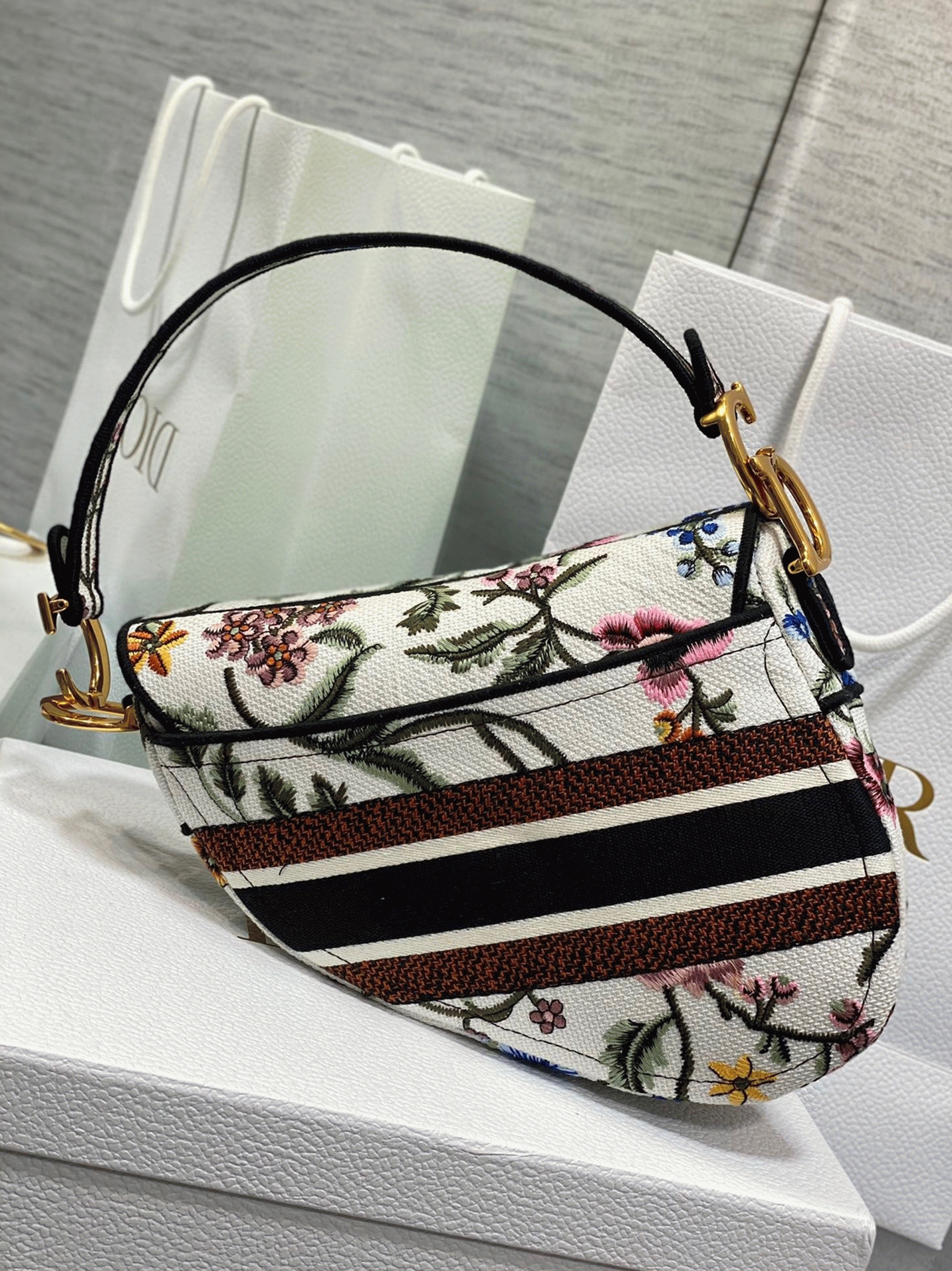 D10r Saddle Bag Fake in White Multicolor D10r Petites Fleurs Embroidery