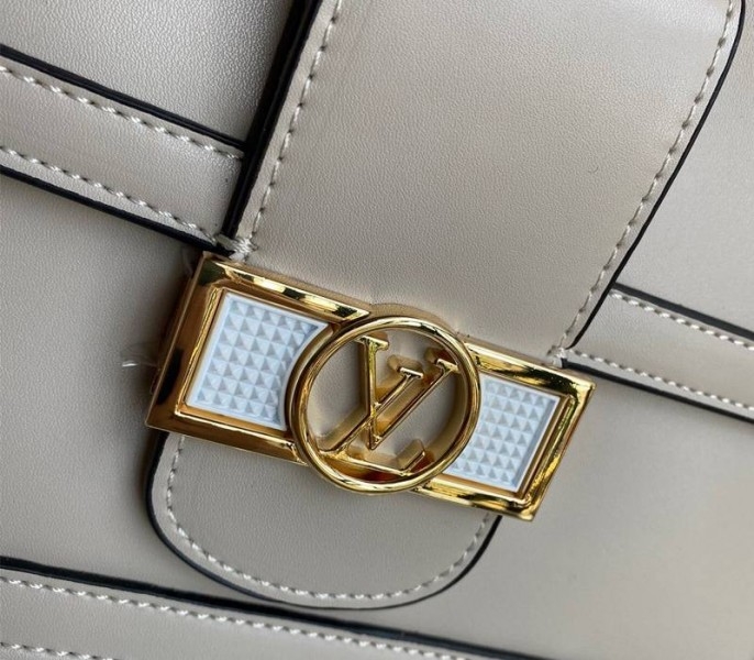 L0vis Vvtt0n Dauphine Lugano MM Bag In Galet Gray