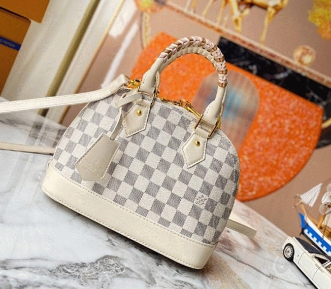 L0vis Vvtt0n Damier Azur Spring 2022 Alma BB Handbag