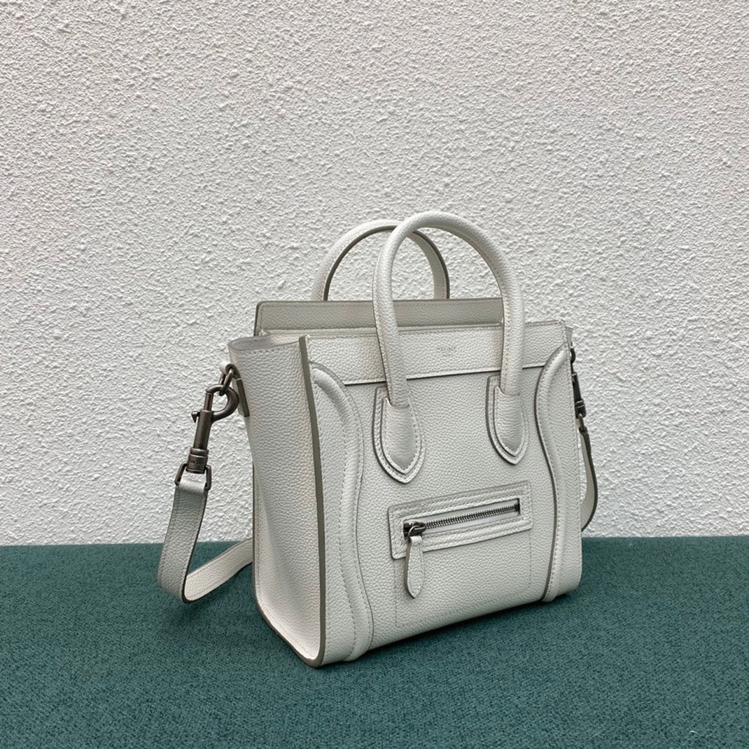ce1i*e nano lU*gage tote bag replica in white