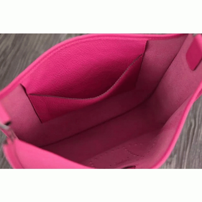 Rose Red Evelyne III PM Bag Replica AAA H**me5 Statement Crossbody