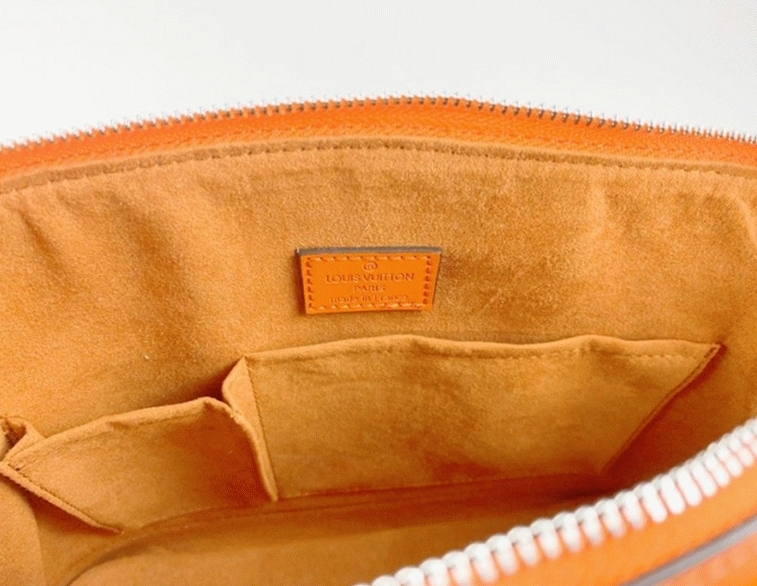 L0vis Vvtt0n Epi Leather Alma PM Handbag In Orange With Jacquard Strap