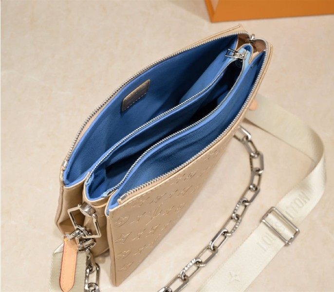 L0vis Vvtt0n Coussin PM Bag In Light Gold With Jacquard Strap