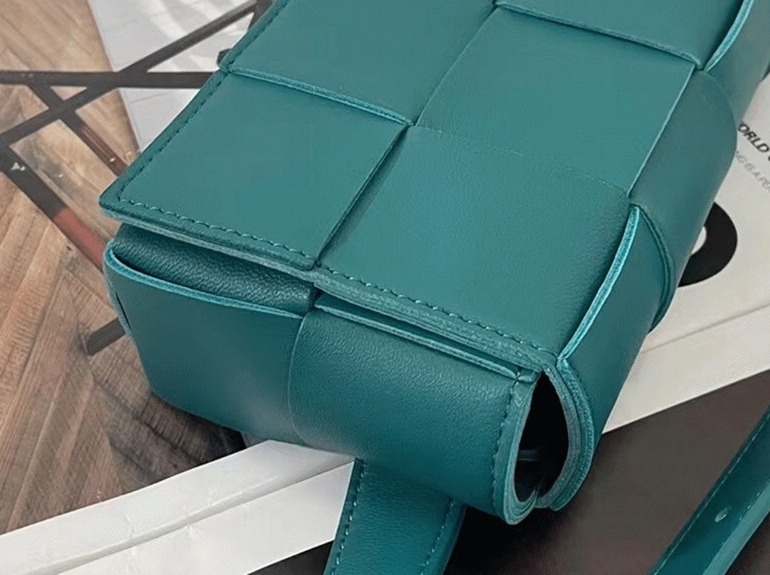 Replica B0tt*ga Ven*ta Cassette Belt Bag Mallard