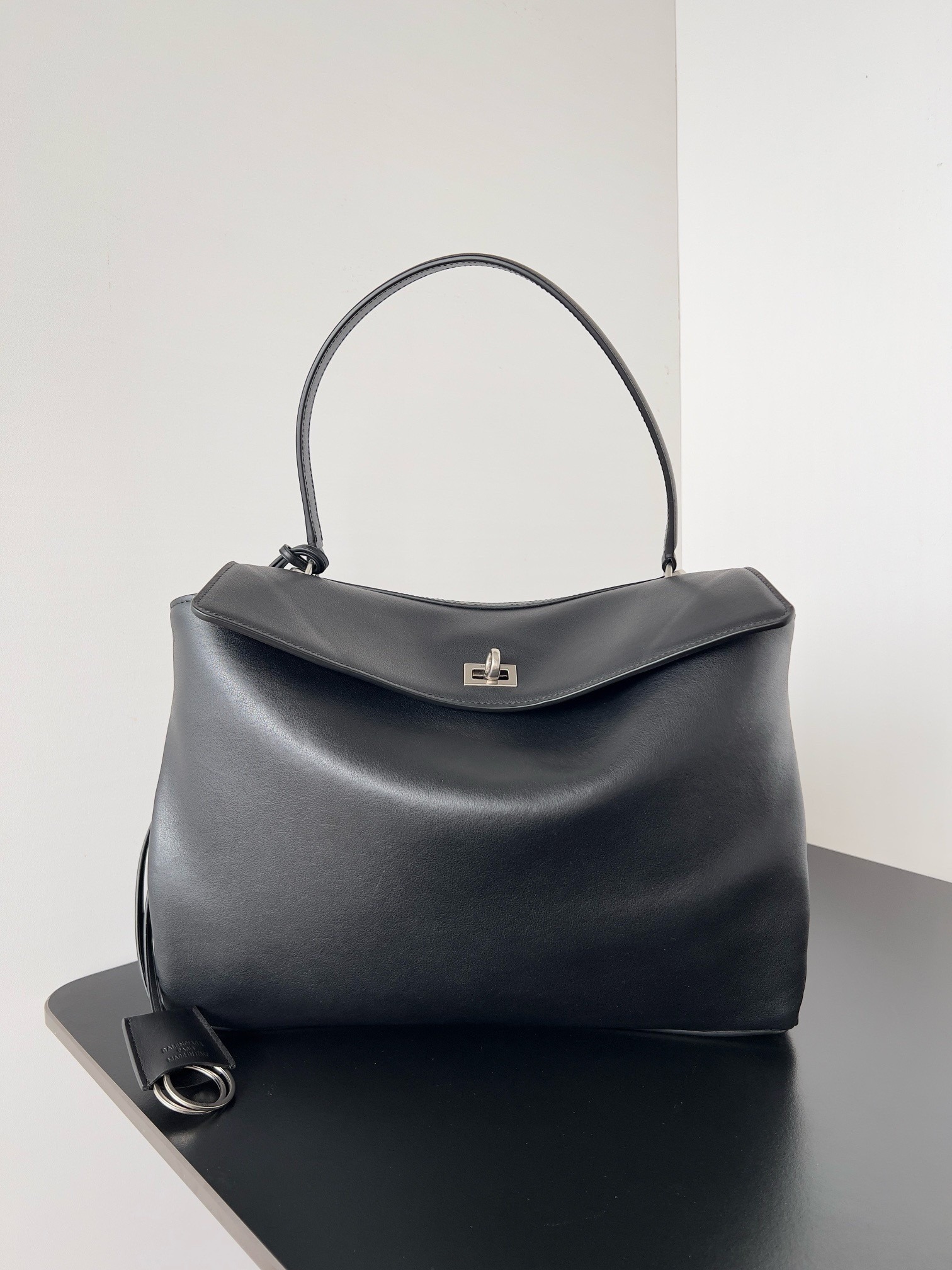 Knockoff Ba1en*iaga Rodeo Medium Bag Noir Calfskin