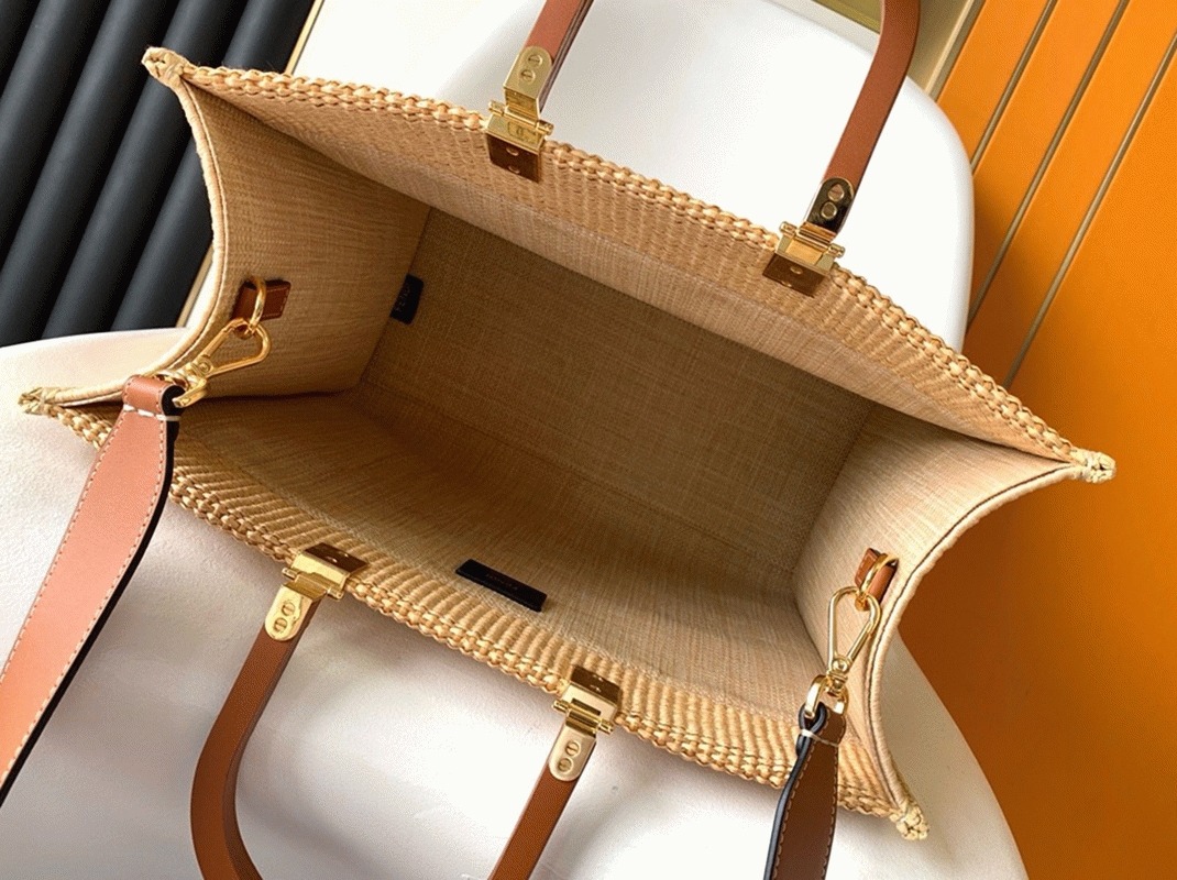 Top Quality Replica F**di Sunshine Medium Tote Bag in Natural Straw