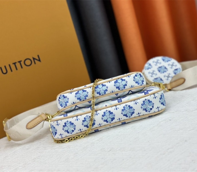 L0vis Vvtt0n LV By The Pool Monogram Tiles Canvas Multi Pochette Accessoires In Lagoon Blue