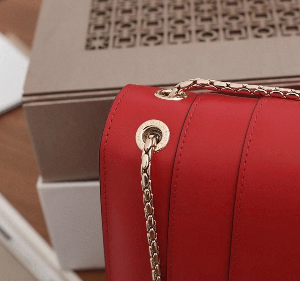 Replica Bv1g*ai Serpenti Forever Large Shoulder Bag Red Calfskin
