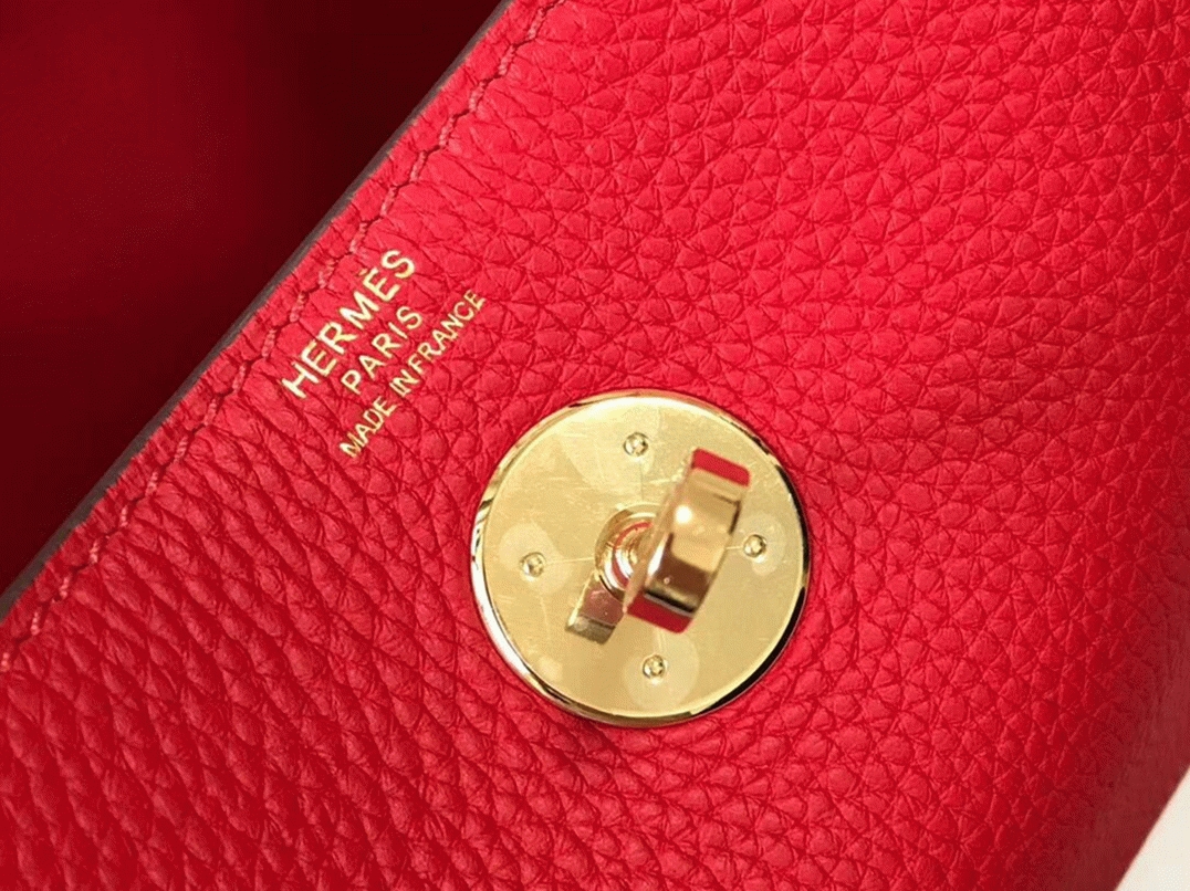 Fake designer H**me5 Lindy Mini handbag in red