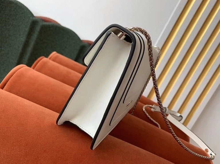 Replica Bv1g*ai Serpenti Forever Small Cross-body Bag White Calfskin