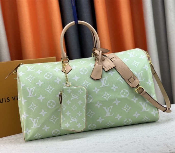 L0vis Vvtt0n Speedy P9 Bandouliere 50 Bag In Light Green
