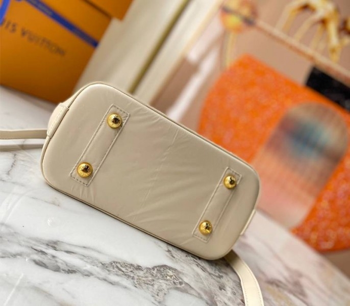 L0vis Vvtt0n Damier Azur Spring 2022 Alma BB Handbag