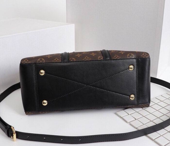 L0vis Vvtt0n Monogram Canvas Soufflot MM Bag In Black