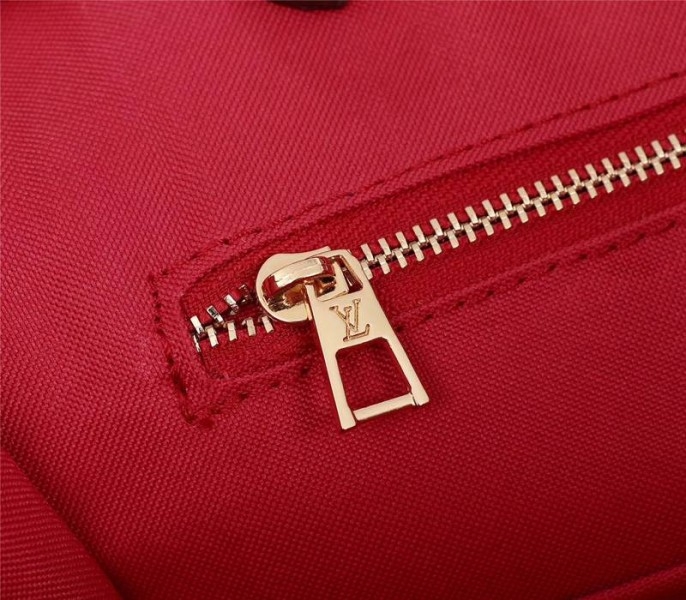 L0vis Vvtt0n Giant Canvas Onthego GM Tote