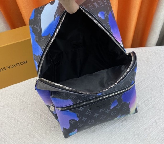 L0vis Vvtt0n Monogram Eclipse Discovery Backpack In Blue Sunrise