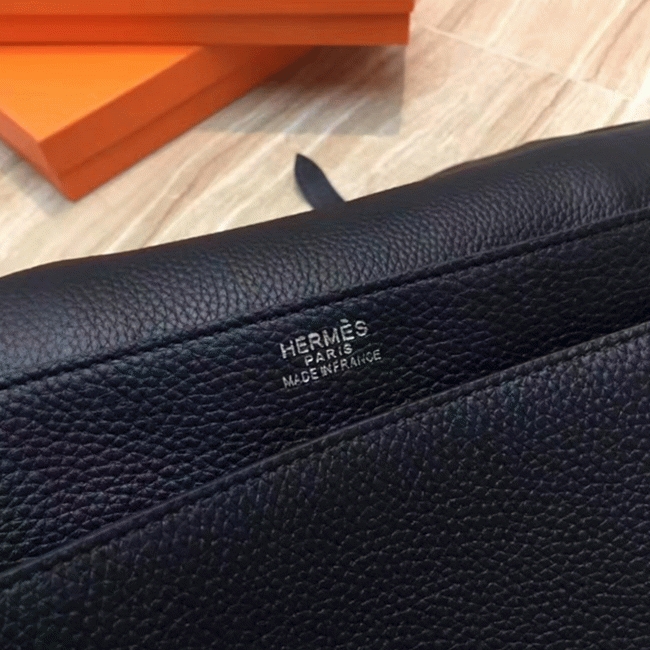 Black Fake Designer H**me5 Steve Messenger Bag